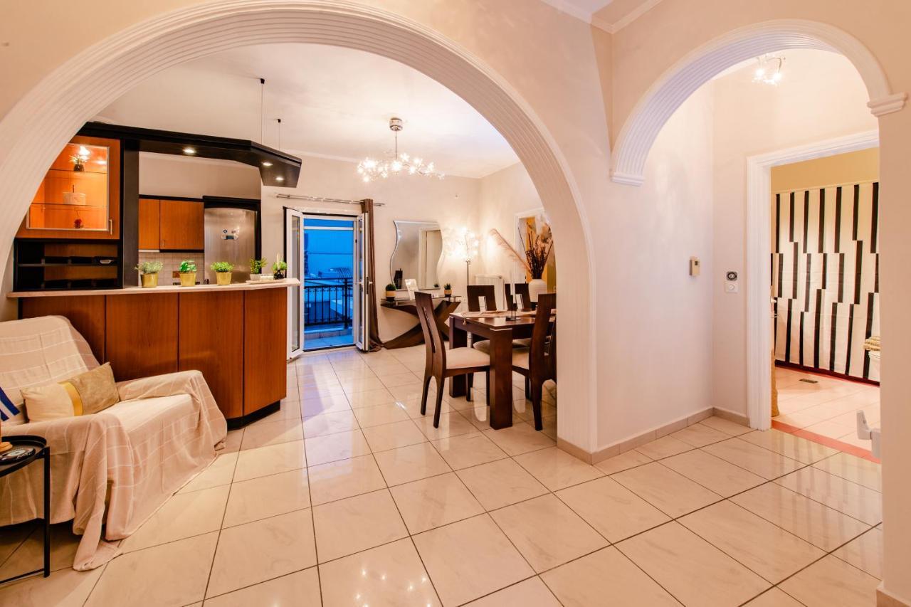 Yiannis Suite Santorini Fira  Exterior photo
